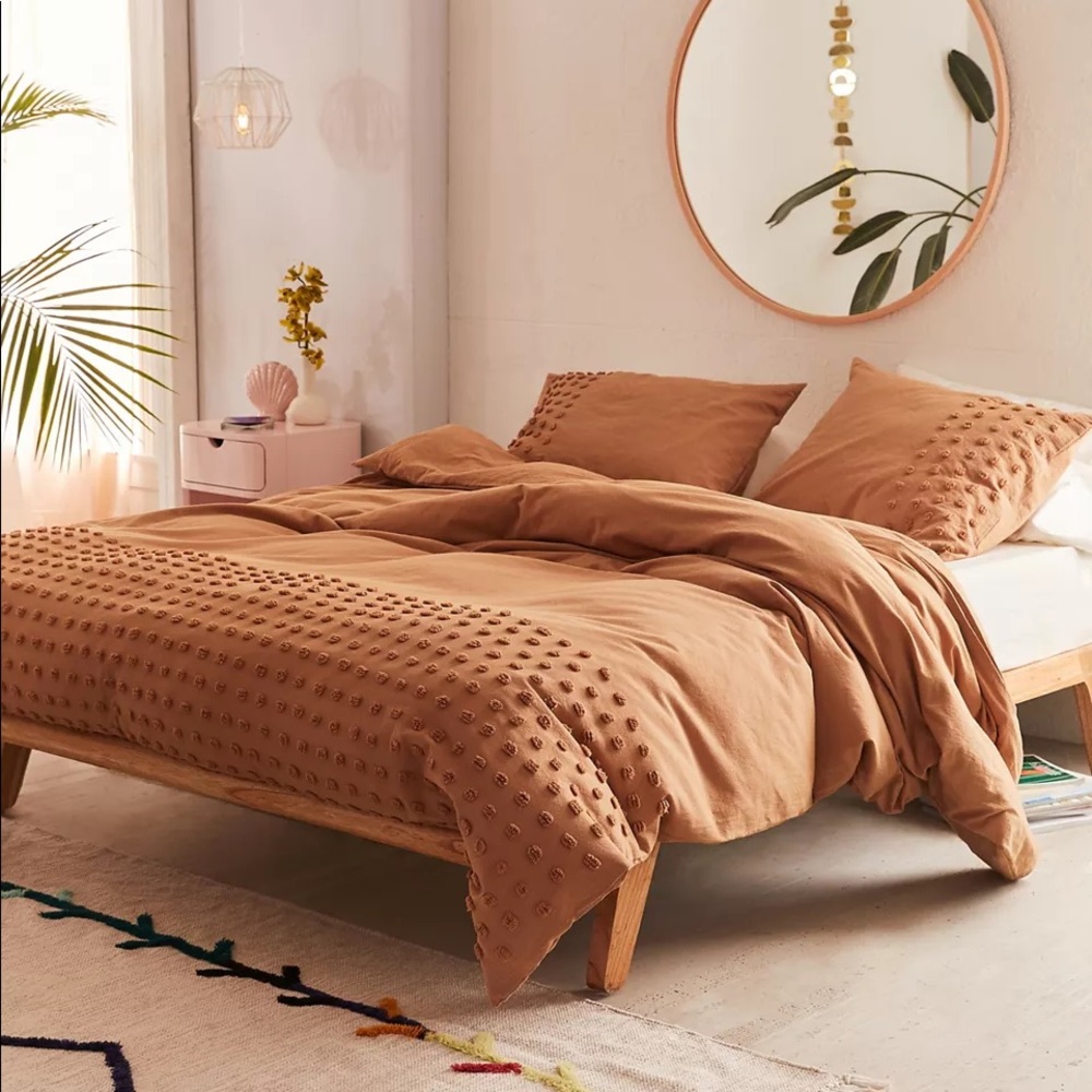 Tufted Dot Duvet Cover in Brown